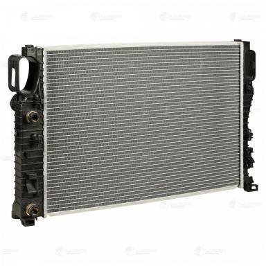 Радиатор двигателя LRc 1517