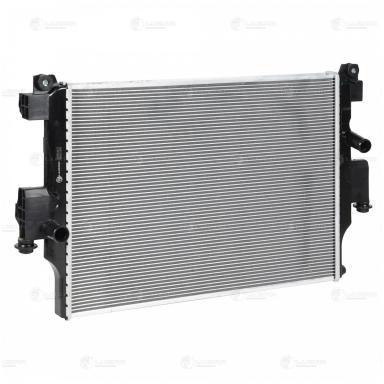 Радиатор двигателя LRc 3031